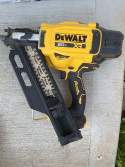 XR Dewalt 20 Voltios 30 G