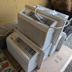 Window Unit Air Conditioner 