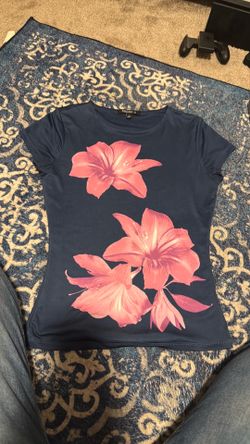 Forever 21 Hibiscus Navy Shirt