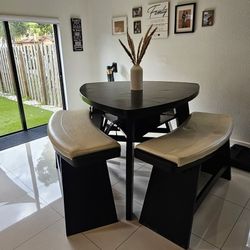 Dining Table Set