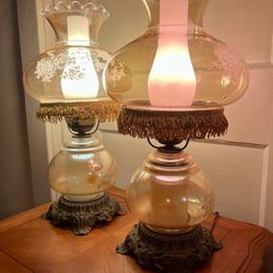 LAMPS | Decorative Lamps with two level lighting. All lights work.