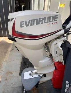 2014 Evinrude  ETEC 25hp Tiller   
