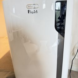 DeLonghi PAC EL275HGRKC-1A Portable Air Conditioner