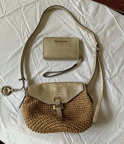 Michael Kor’s Metallic Gold Handbag And Matching