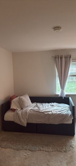 Twin bed