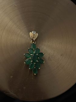 Emerald Pendant 