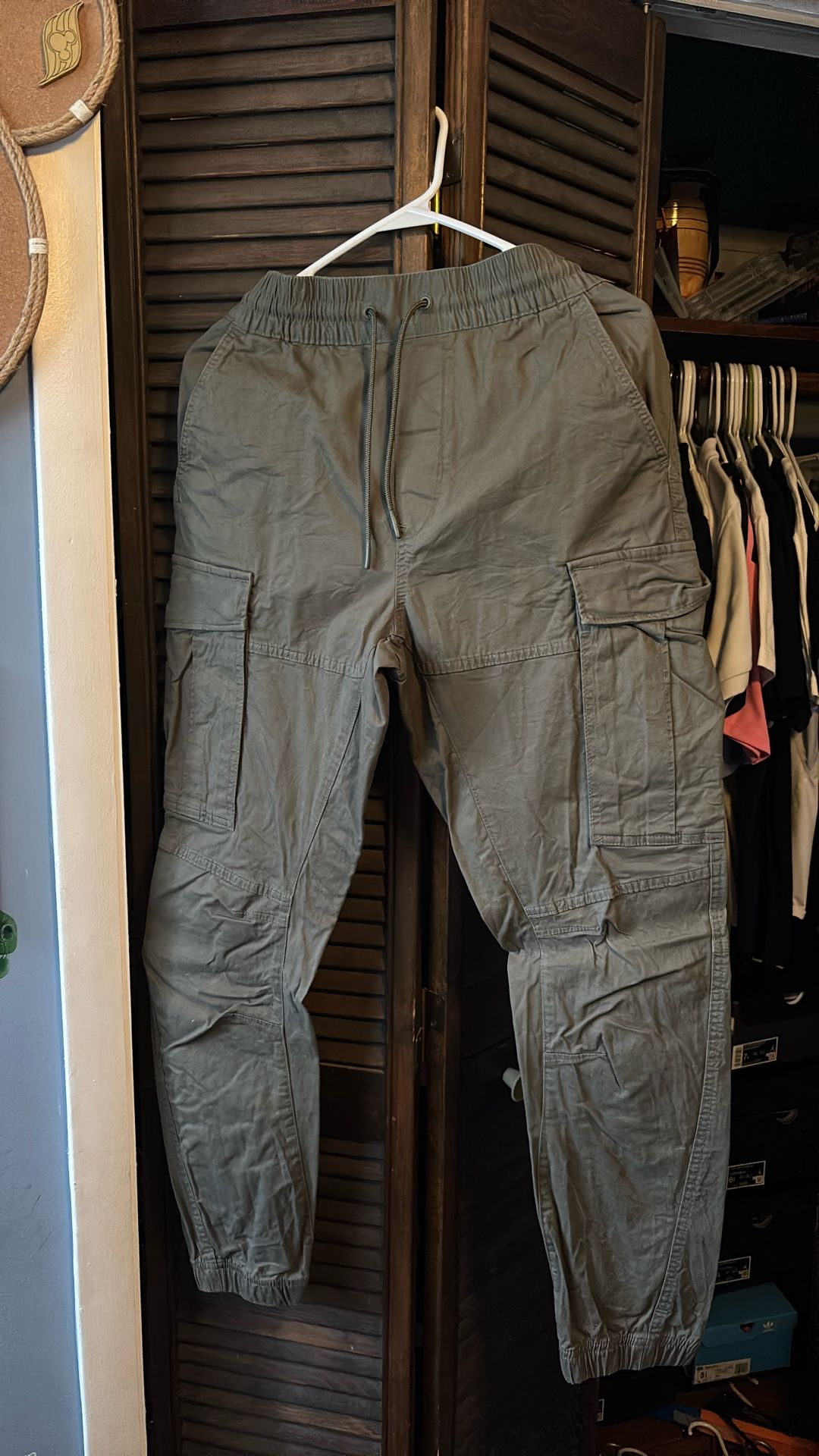 H&M Olive Green Jogger Cargo Men’s Pant Size Small
