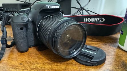 Canon t3i Rebel DSLR with original battery, charger, and lens