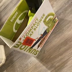 Sun Joe Compact Leaf Blower 