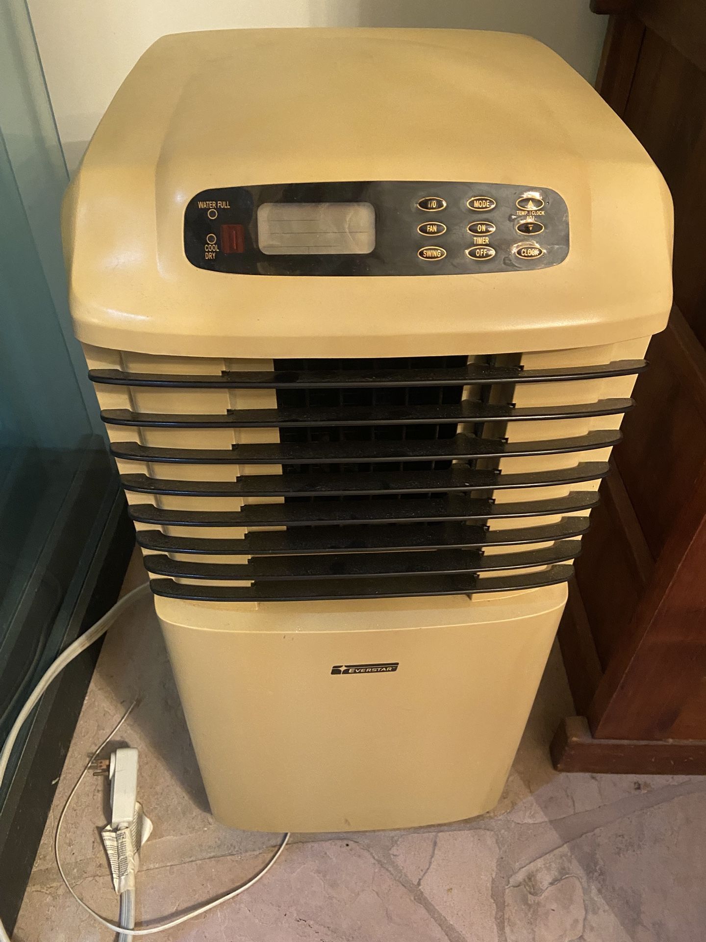 8.000 btu portable Air Conditioner by Everstar model number MPA-08CR