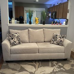 Sandia Heights Beige Sofa- Excellent Condition!