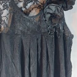 Rue 21 Black Lace floral top