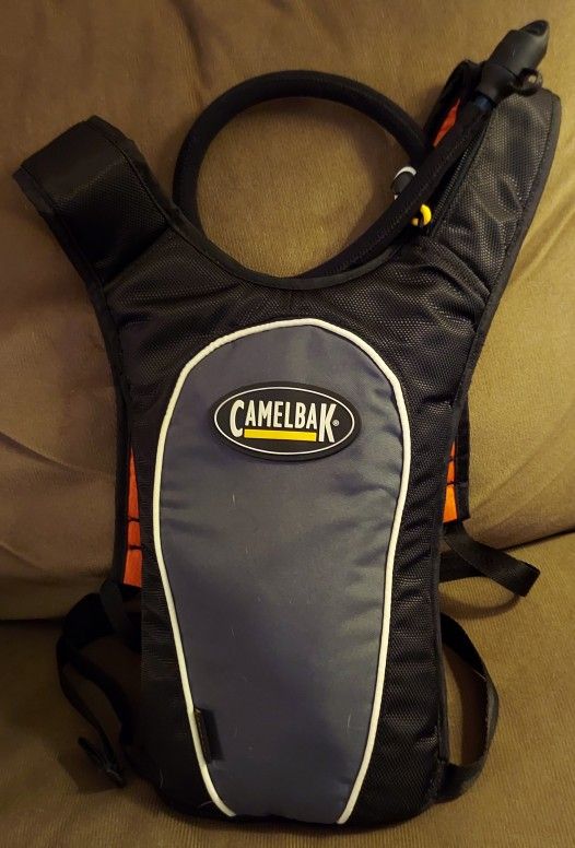 Camelbak Snobowl Water Pack Hiking Running Hydration Outdoor Backpack 32 oz