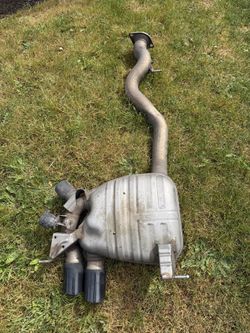 OEM Dual Tip Exhaust Muffler Assembly