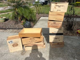 Wine Boxes($5 each box)