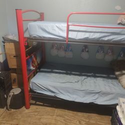 Twin Bunk Bed 
