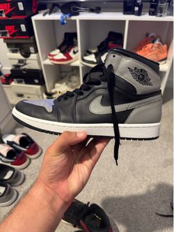 Jordan 1 shadow 2013 size 9.5