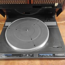 Pioneer PL-L30 Linear Tracking Turntable