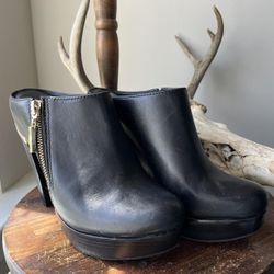 Vintage Diane Von Fürstenberg Leather Stiletto Mules