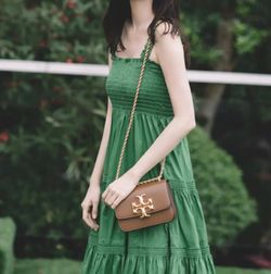 Tory Burch Eleanor Small Leather Crossbody bag