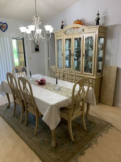 Complete Dining Table Set