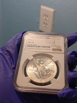 1985 Mexican silver libertad