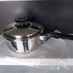 Stainless Steel Pot With Lid