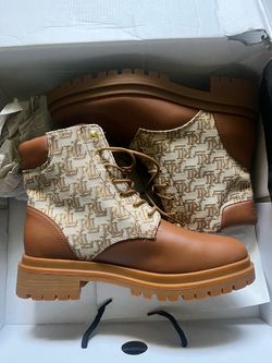 Ralph Lauren Carlee boots in tan
