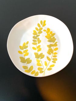 Crate & Barrel Marin Flora Serving Plate