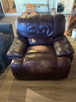 Leather recliner
