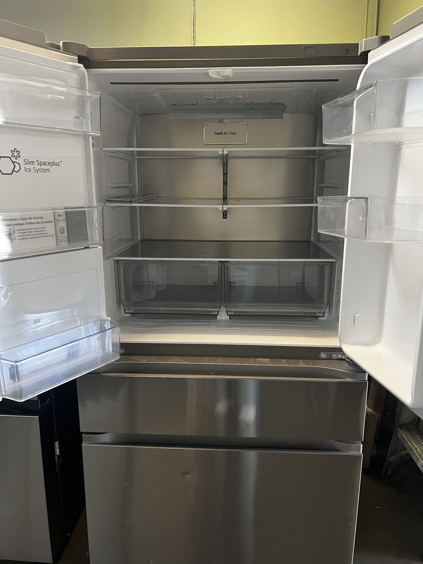 LG FOUR DOOR REFRIGERATOR STAINLESS STEEL