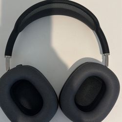 *PERFECT CONDITION* AirPod Max (USB C)