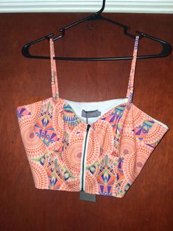 Cute crop top sz L new