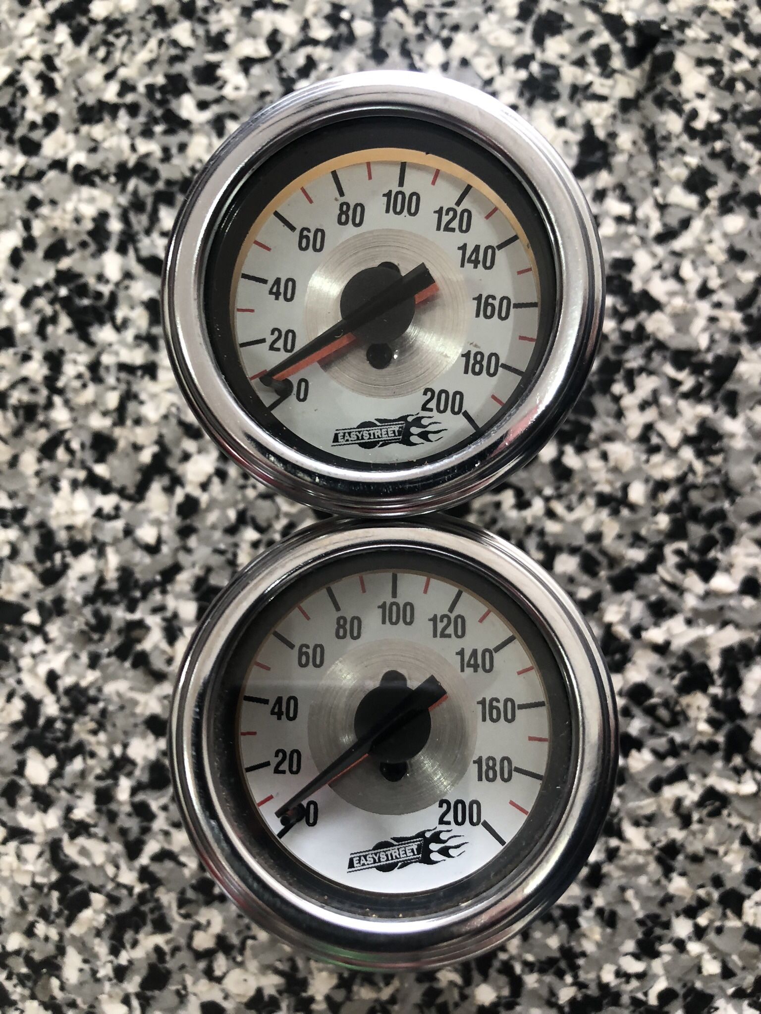 Dual Needle Air Pressure Gauges