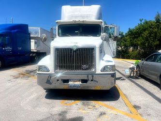 White 1998 international 9400