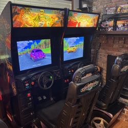 2 Linked Cruisn World Arcades 