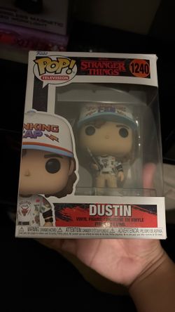 Dustin funko pop