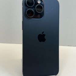 Apple iPhone 15 PRO MAX 512gb. ( Fully Unlocked )