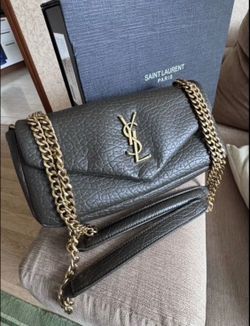 Authentic YSL Black Large excellent condition