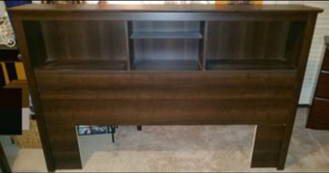 Headboard With Storage Shelves. Like New! Fits Full/Queen beds
