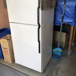 Kenmore Refrigerator 