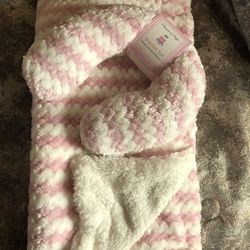 Baby Blanket & Neck support pillow. NEW with tags