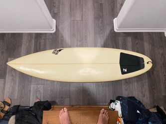 Album Surfboards - High Performance Quad 6’2”