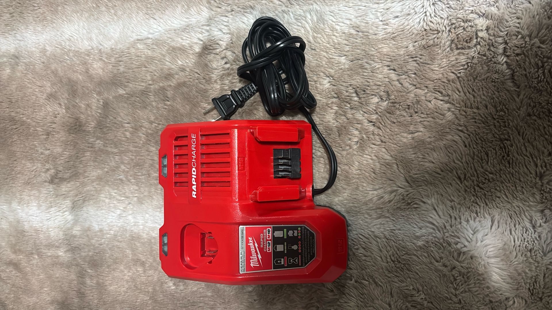 Milwaukee Rapid Charger M12+M18