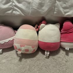 SANRIO/  SQUISHMALLOWS
