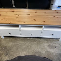 IKEA Hemnes TV Stand (Solid Wood) – Great Condition