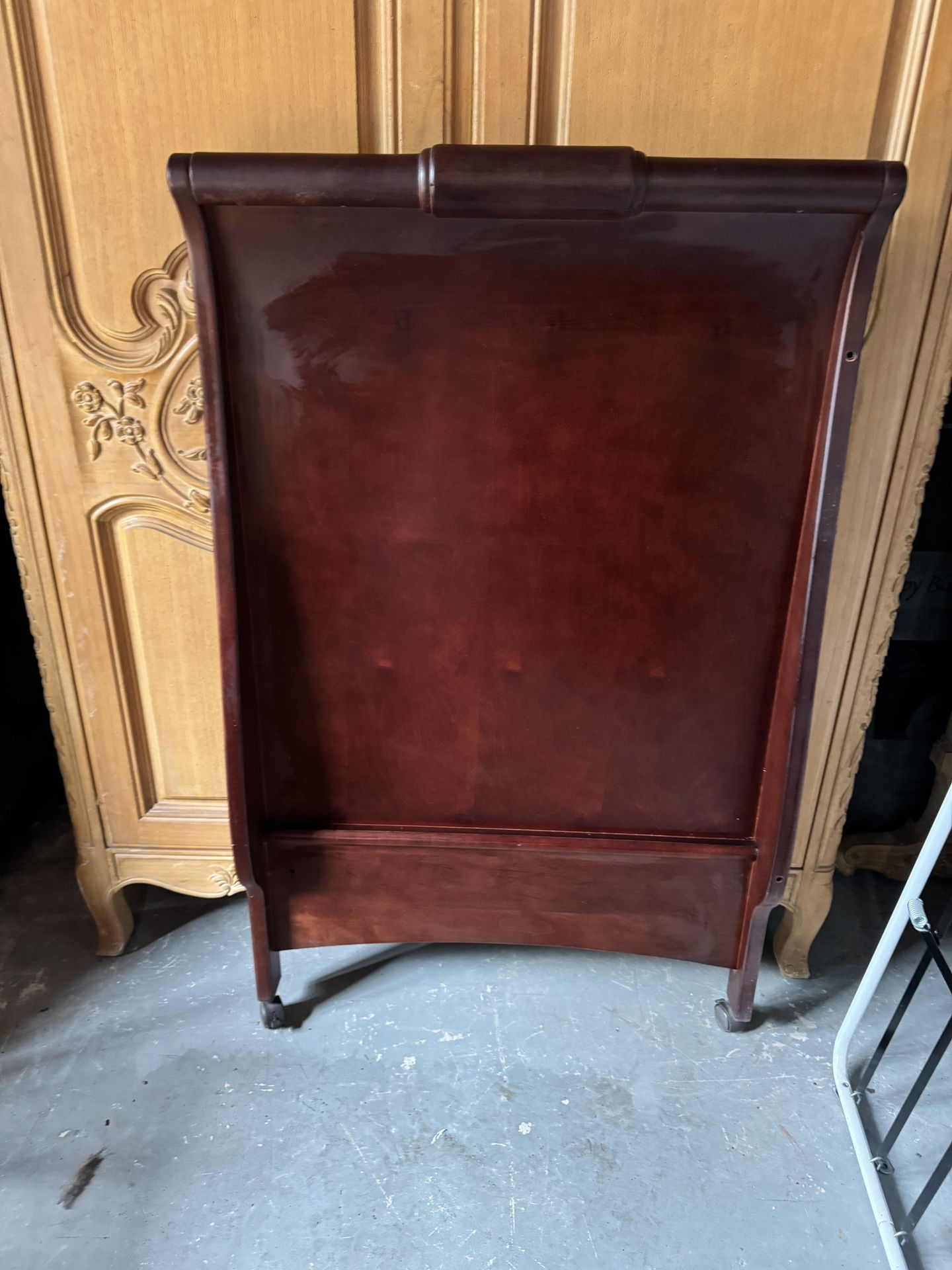 Sleigh Bed Crib And Dresser Changing Table