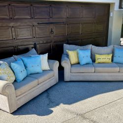 Sofa & Loveseat Set