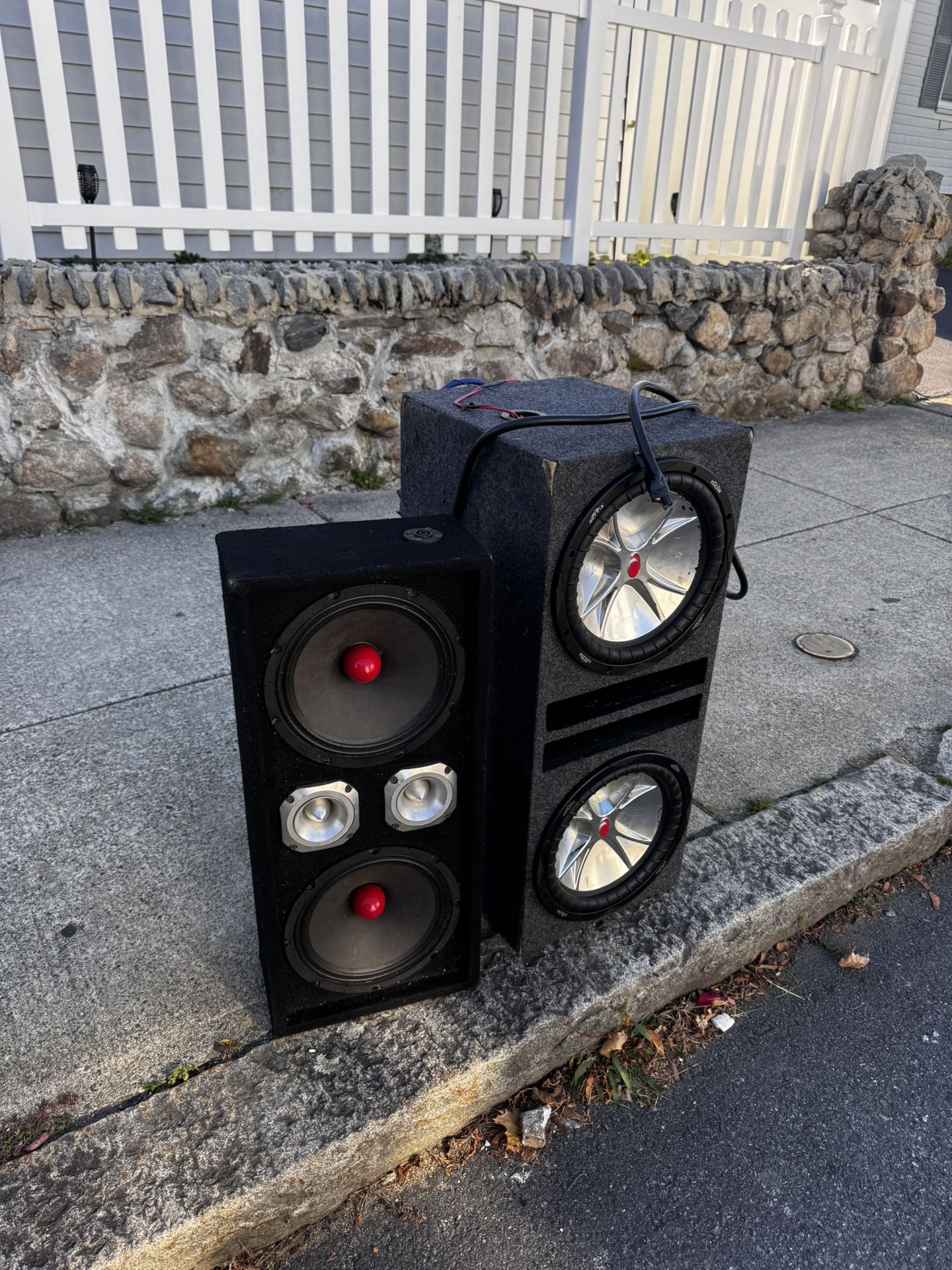 Chucho Speaker, And Base