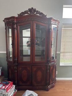 Hutch cabinet